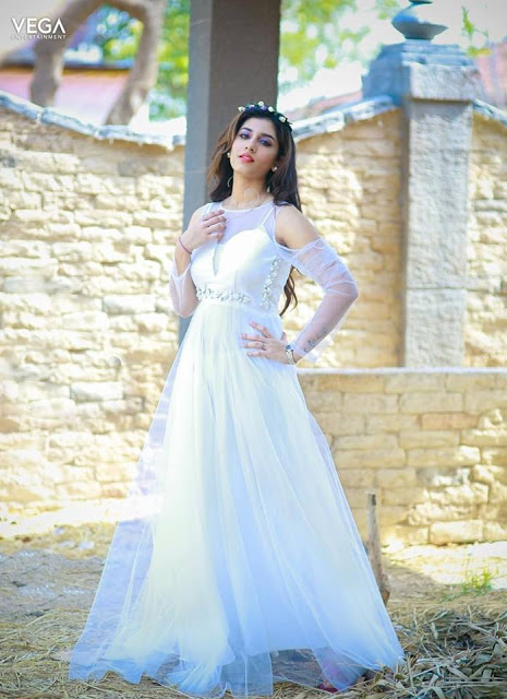 Television Actress Vishnu Priya Hot Photos In White Dress 3